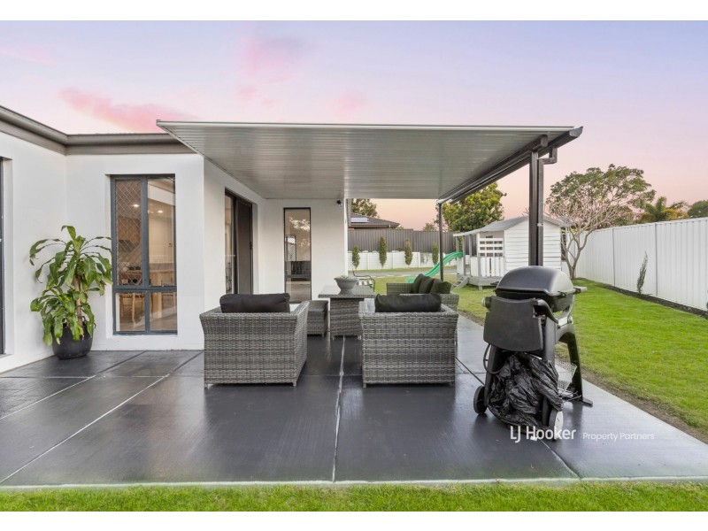 10 Mimosa Street, Parkinson QLD 4115