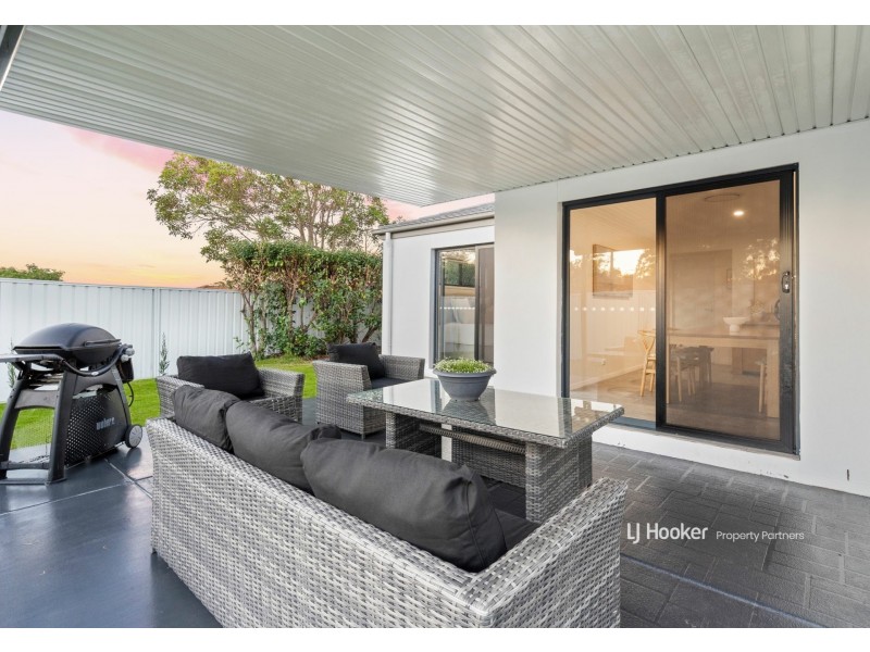 10 Mimosa Street, Parkinson QLD 4115