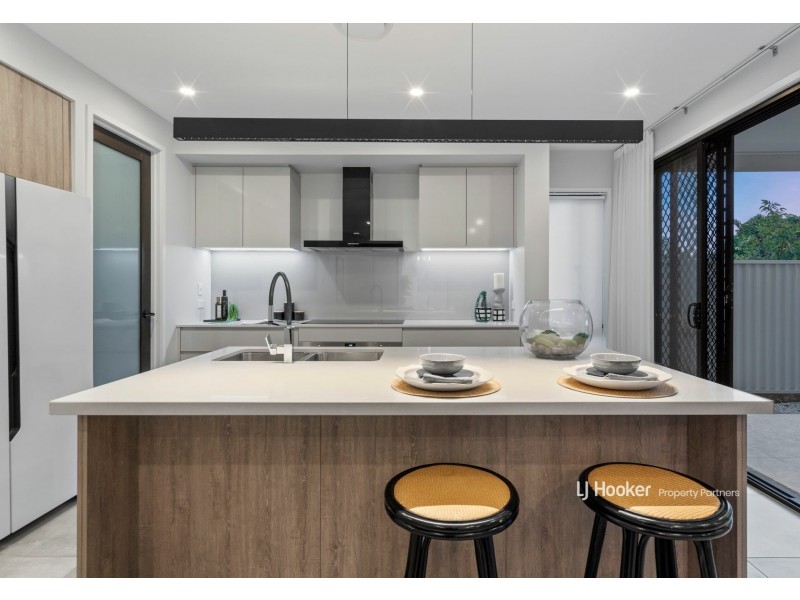 15 Longden Street, Coopers Plains QLD 4108