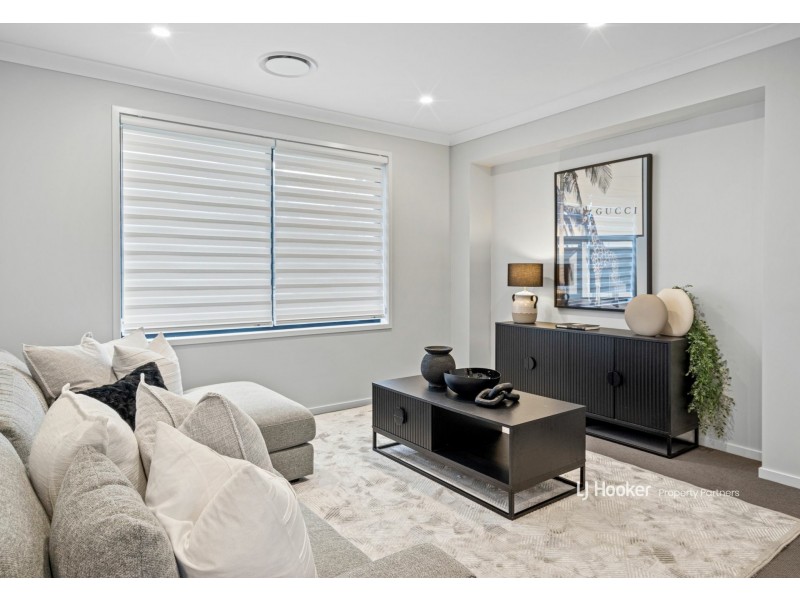 15 Longden Street, Coopers Plains QLD 4108