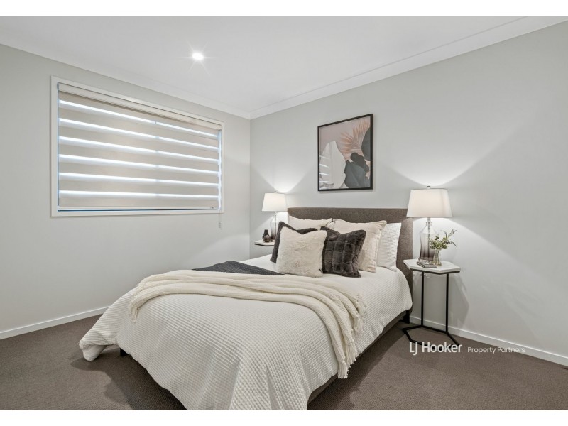 15 Longden Street, Coopers Plains QLD 4108