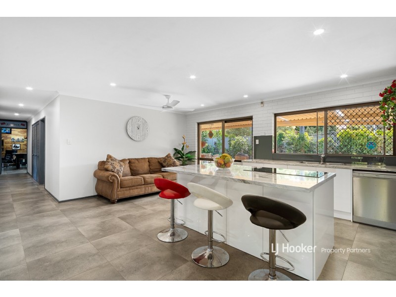 5 Sunglow Court, Sunnybank Hills QLD 4109