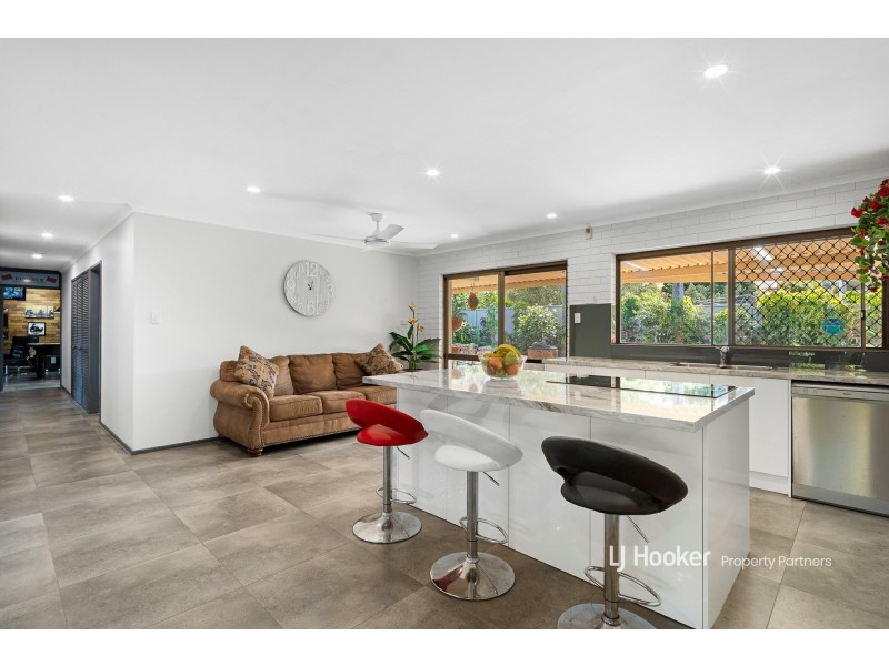 5 Sunglow Court, Sunnybank Hills QLD 4109