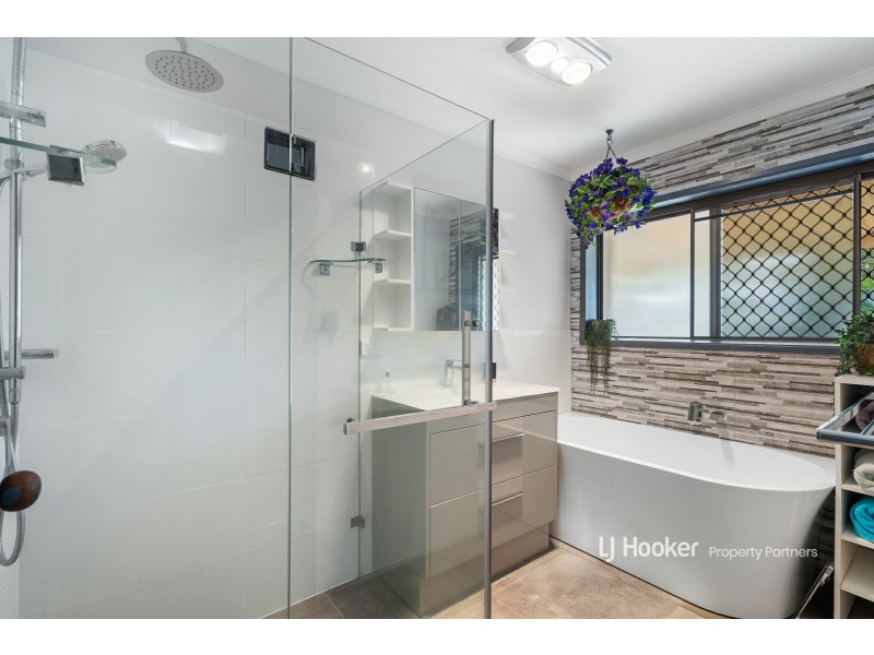 5 Sunglow Court, Sunnybank Hills QLD 4109