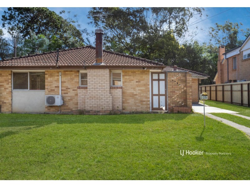 25 Benaud Street, Macgregor QLD 4109