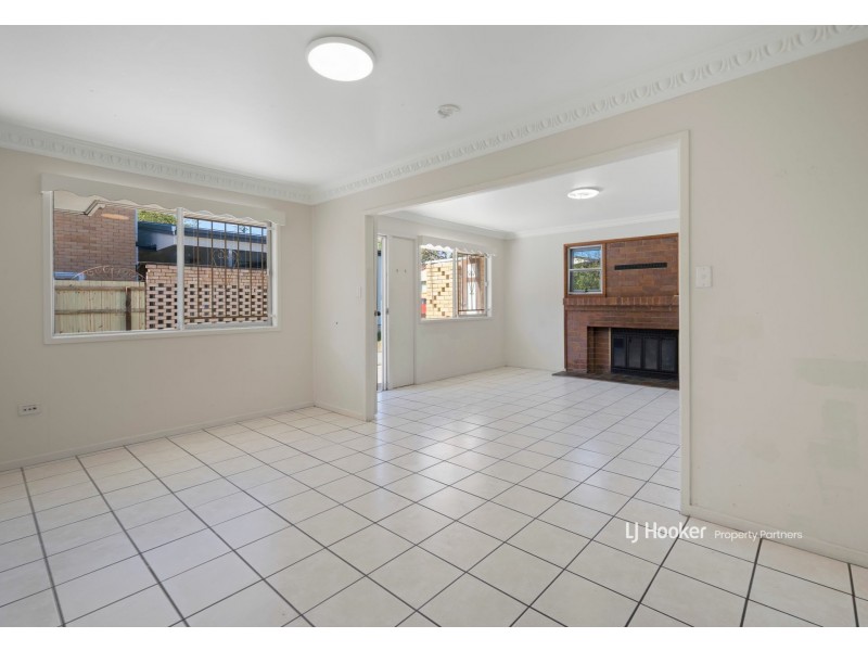 25 Benaud Street, Macgregor QLD 4109