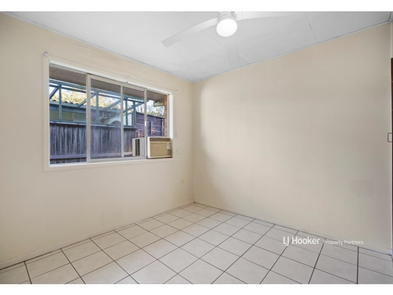 25 Benaud Street, Macgregor QLD 4109