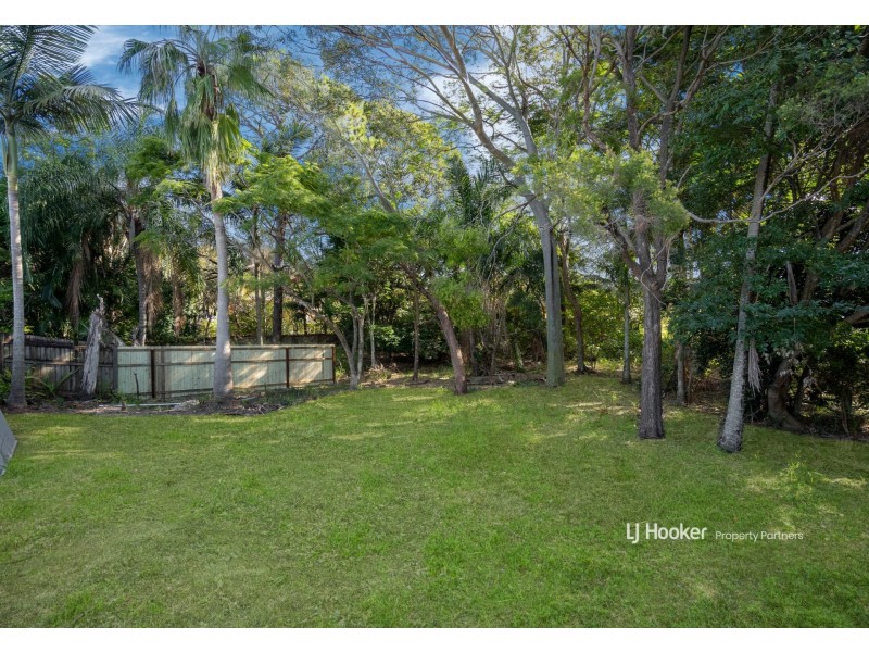 25 Benaud Street, Macgregor QLD 4109