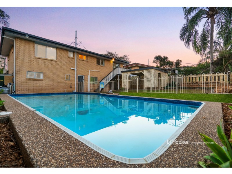5 Nevern Street, Macgregor QLD 4109