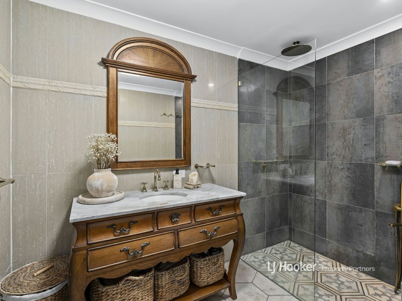 7 Young Place, Runcorn QLD 4113