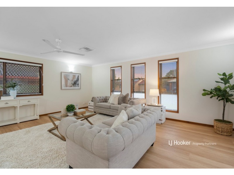 18 Snowberry Street, Sunnybank Hills QLD 4109