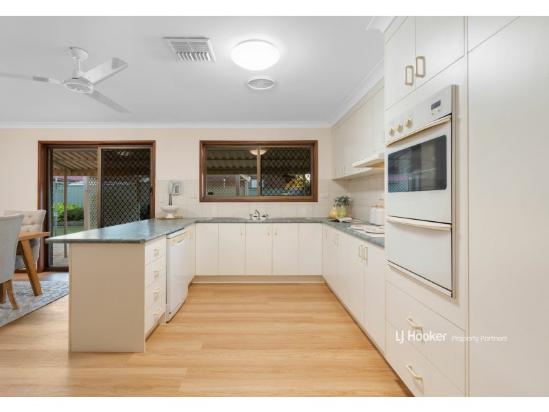 18 Snowberry Street, Sunnybank Hills QLD 4109