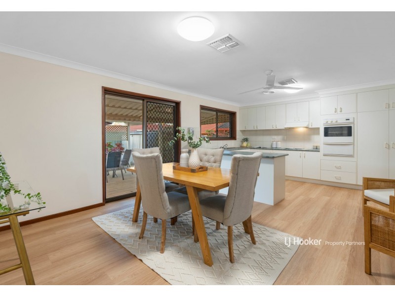 18 Snowberry Street, Sunnybank Hills QLD 4109