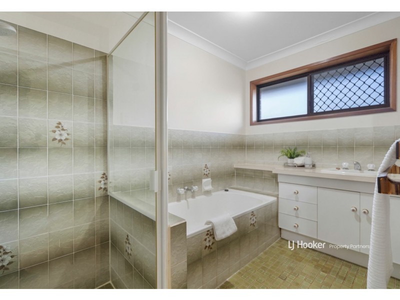 18 Snowberry Street, Sunnybank Hills QLD 4109