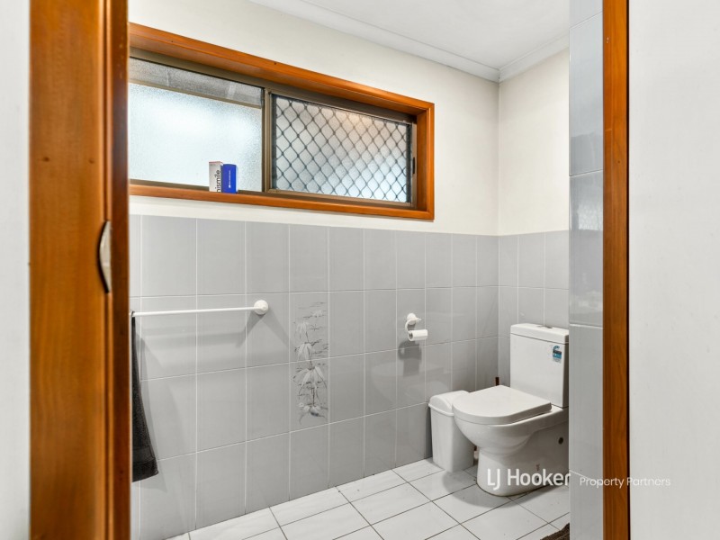 15 Aldford Street, Carindale QLD 4152