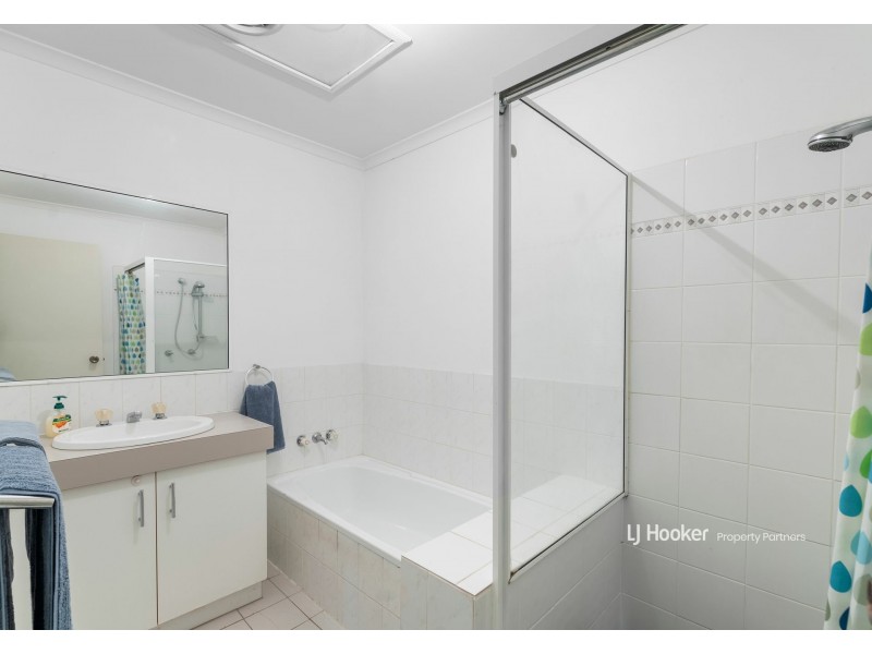 9/10 Rowe Close, Wishart QLD 4122