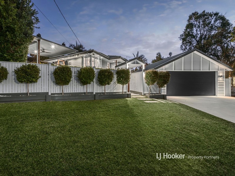 17 Biplex Street, Mansfield QLD 4122