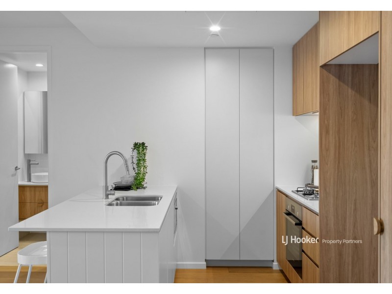 902/36 Sylvan Road, Toowong QLD 4066