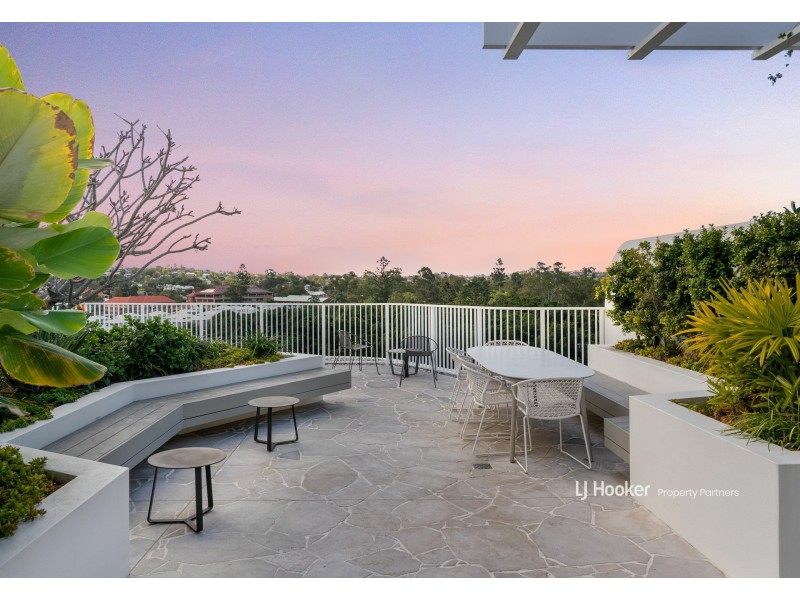 902/36 Sylvan Road, Toowong QLD 4066