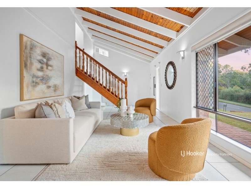 52 Trevallyan Drive, Daisy Hill QLD 4127