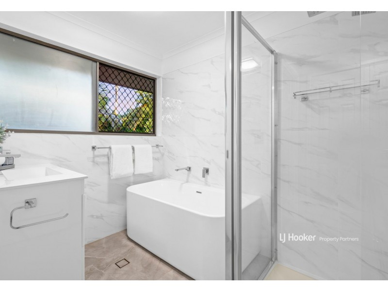 52 Trevallyan Drive, Daisy Hill QLD 4127