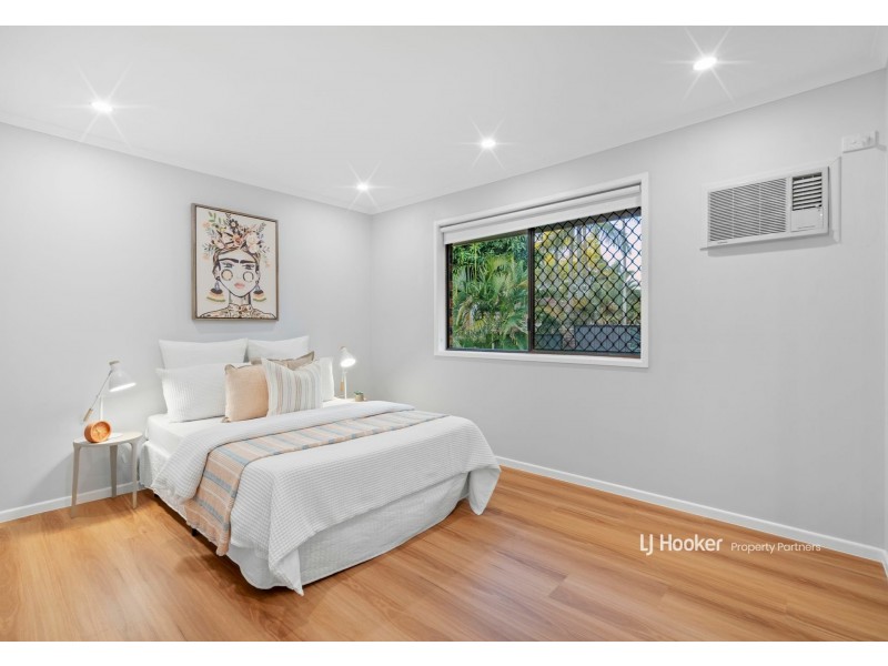 52 Trevallyan Drive, Daisy Hill QLD 4127