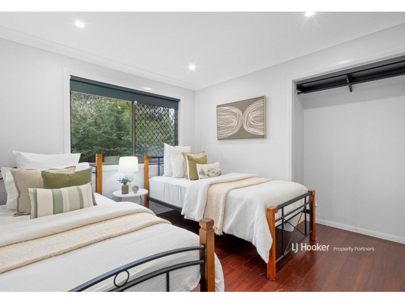 52 Trevallyan Drive, Daisy Hill QLD 4127