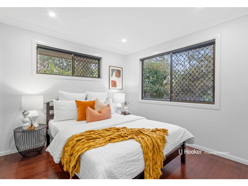 52 Trevallyan Drive, Daisy Hill QLD 4127