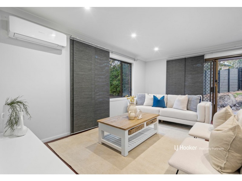 52 Trevallyan Drive, Daisy Hill QLD 4127