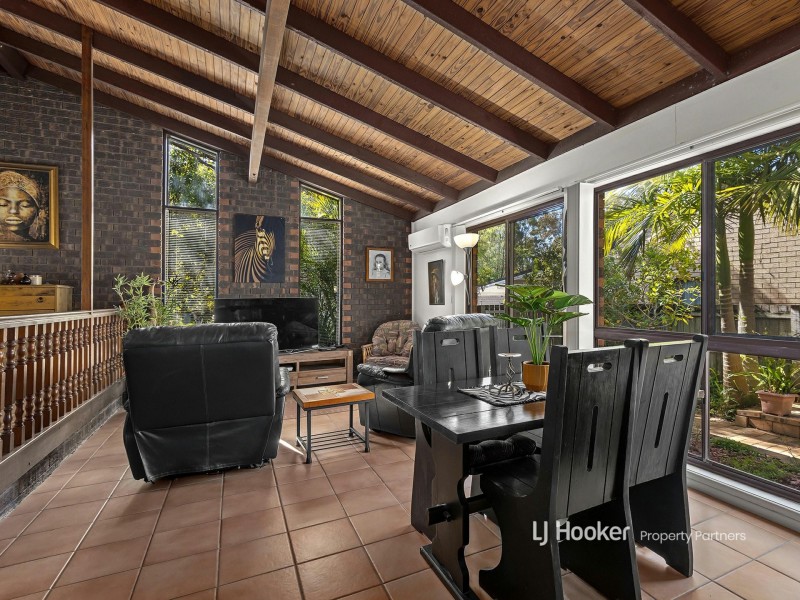 19 Nubara Street, Mansfield QLD 4122