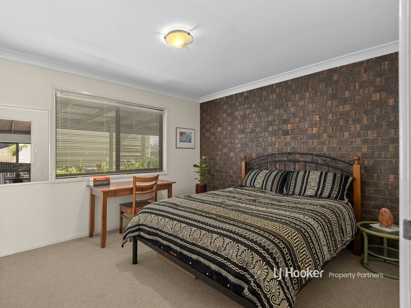 19 Nubara Street, Mansfield QLD 4122