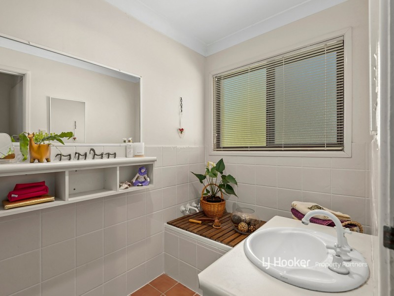 19 Nubara Street, Mansfield QLD 4122