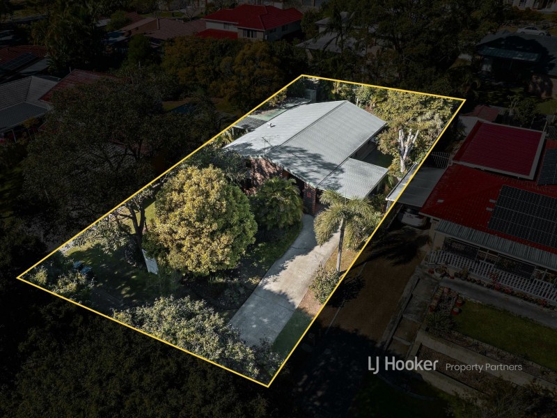 19 Nubara Street, Mansfield QLD 4122