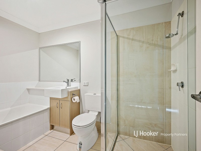 12/8 Wattlebrush Court, Park Ridge QLD 4125