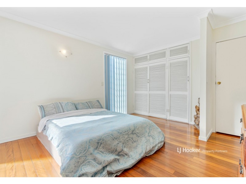 11 Marla Street, Robertson QLD 4109