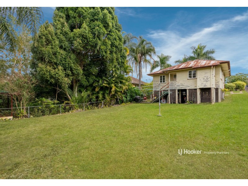 35 Steele Street, Holland Park QLD 4121