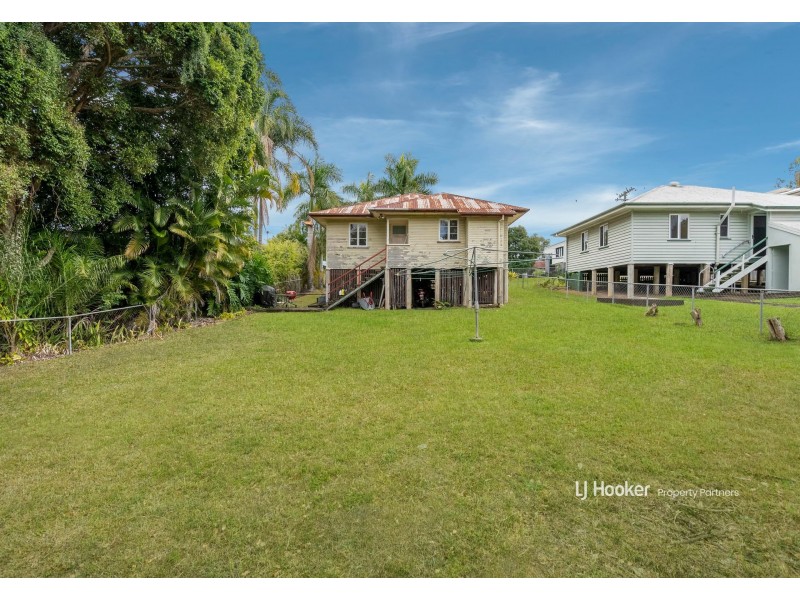 35 Steele Street, Holland Park QLD 4121