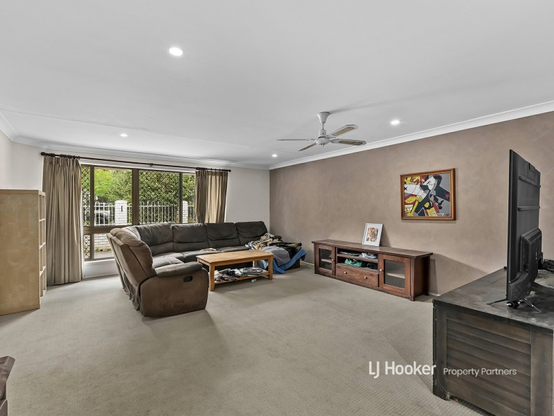 11 Beenwerrin Crescent, Capalaba QLD 4157