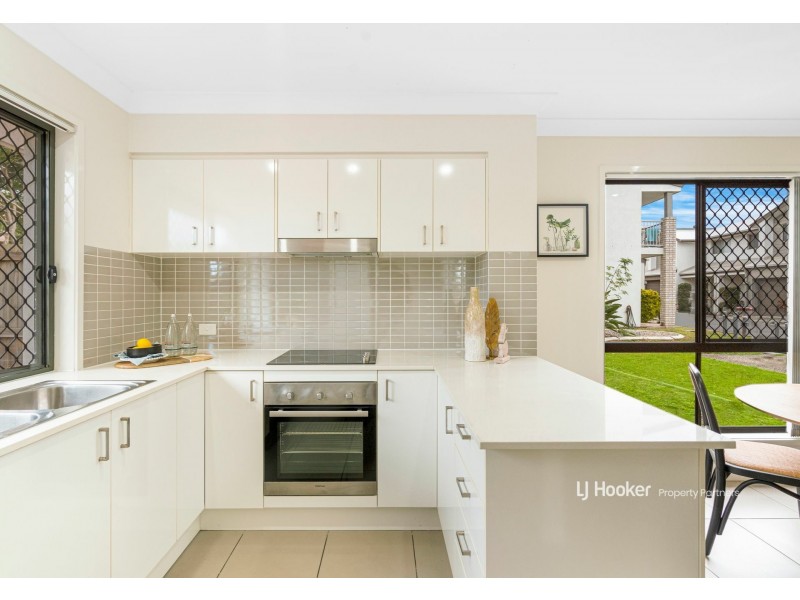 8/88 Shelduck Place, Calamvale QLD 4116