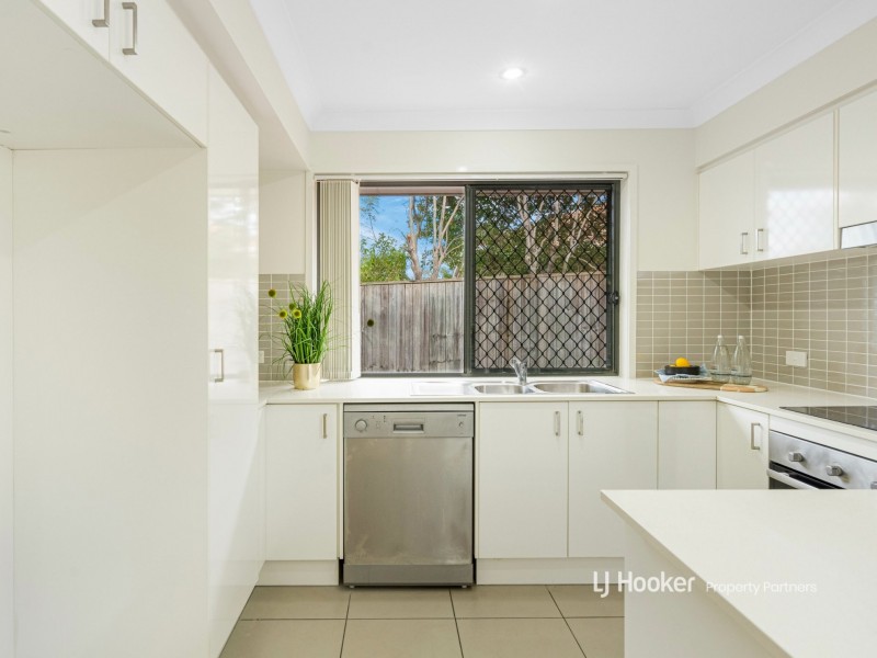 8/88 Shelduck Place, Calamvale QLD 4116