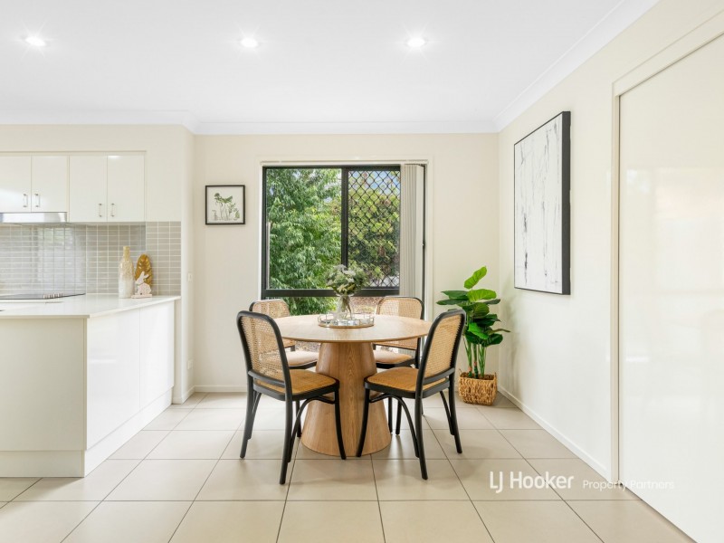 8/88 Shelduck Place, Calamvale QLD 4116