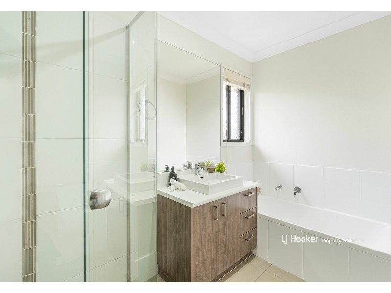 8/88 Shelduck Place, Calamvale QLD 4116