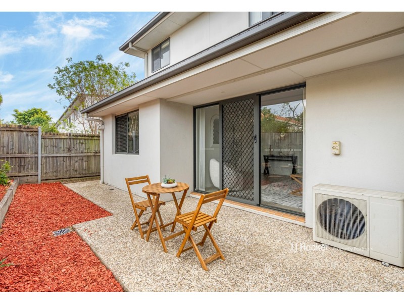 8/88 Shelduck Place, Calamvale QLD 4116