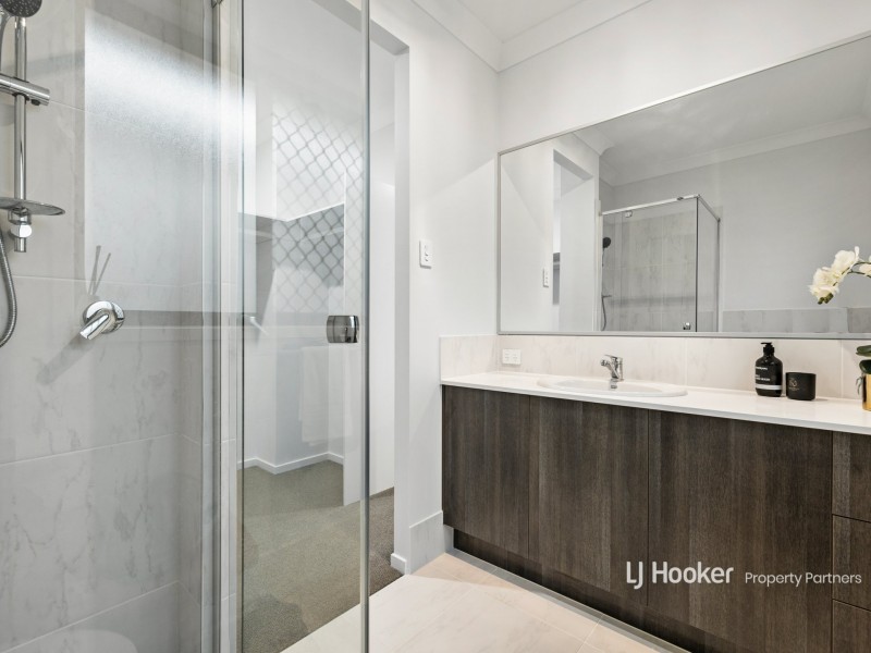 70 Botanical Circuit, Pallara QLD 4110