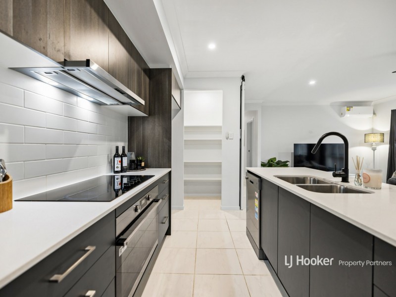 70 Botanical Circuit, Pallara QLD 4110