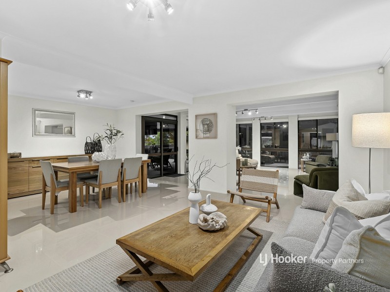 19 Wolcott Street, Wishart QLD 4122