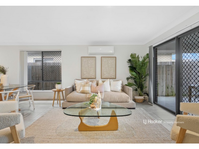 43 Verday Crescent, Pallara QLD 4110