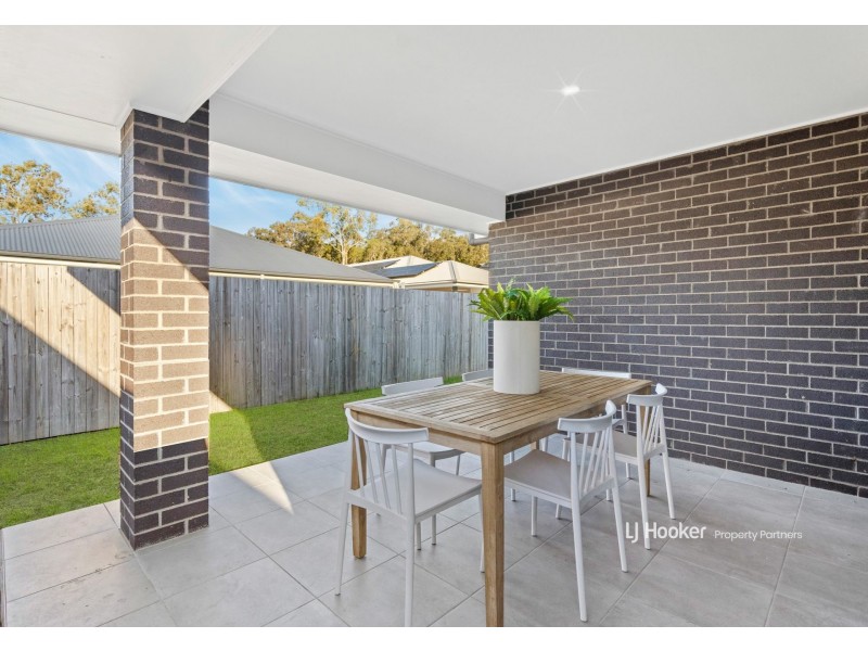 43 Verday Crescent, Pallara QLD 4110