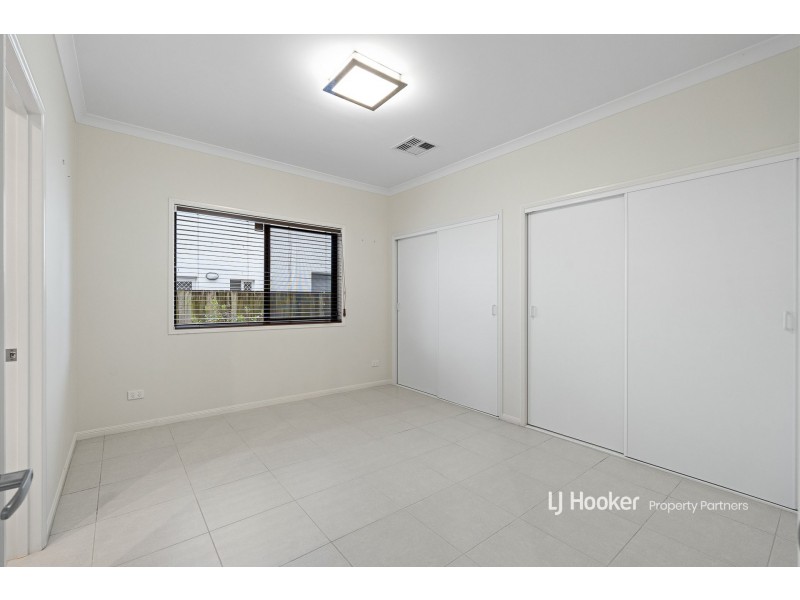 26 Davrod Street, Robertson QLD 4109