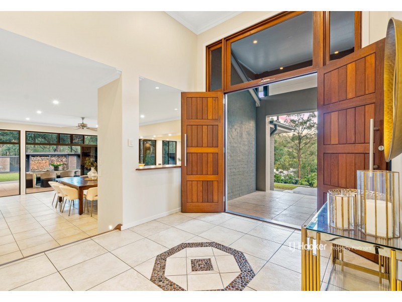 55 Trevallyan Drive, Daisy Hill QLD 4127